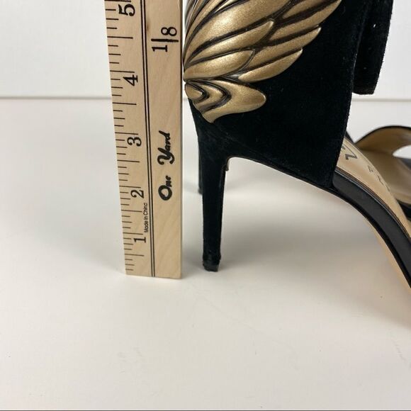 Katy Perry Angelic Suede Finish Stiletto - Picture 6 of 7